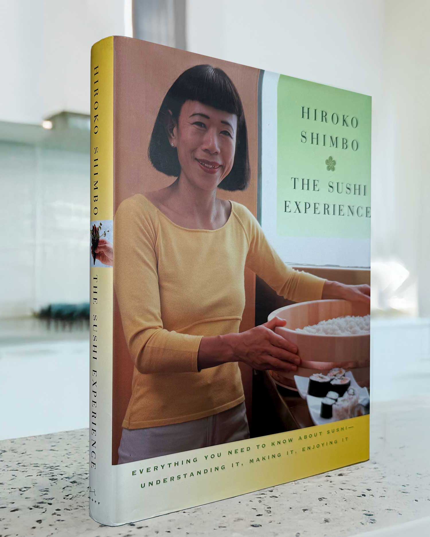 洋書　sushi & sashimi Sushi: More than 60 simple-to-follow recipes: & Small